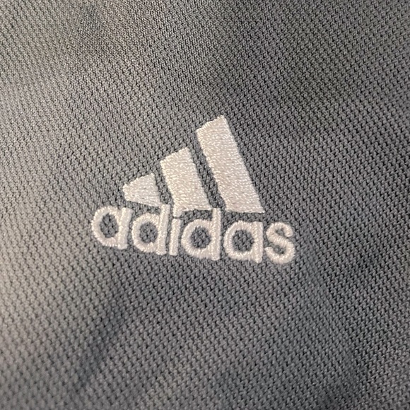 ADIDAS LONG SLEEVE MENS ACTIVE WEAR LIGHT JACKET. FRONT ZIPPER -GOOD CONDITION. - Picture 4 of 5